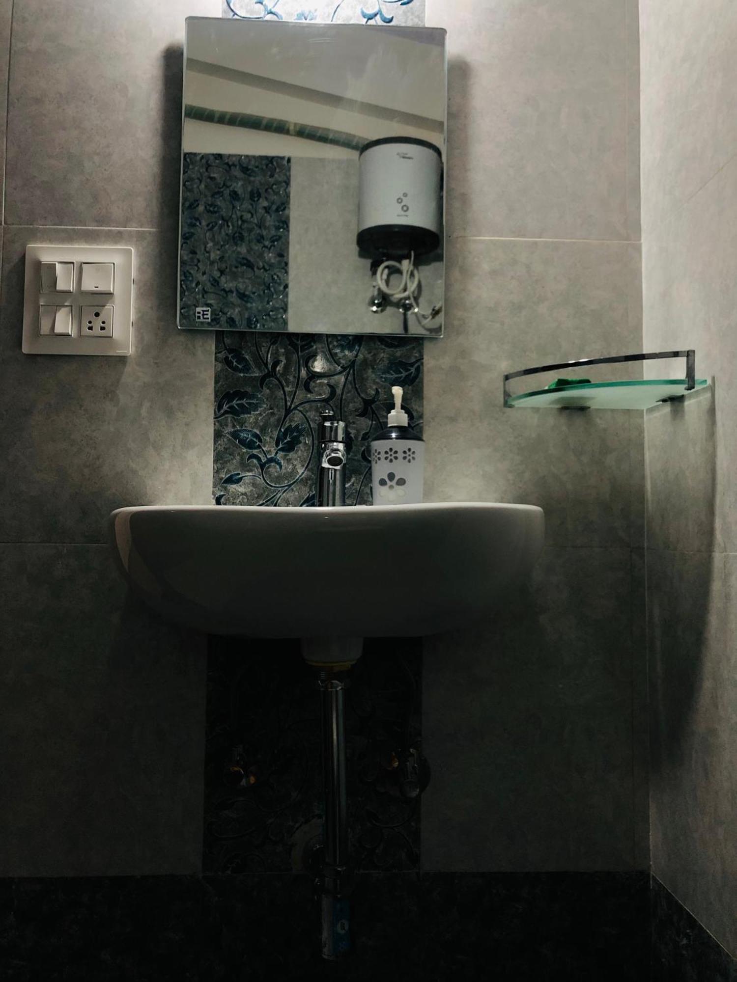 Nelis Guest House Bogmalo Bagian luar foto